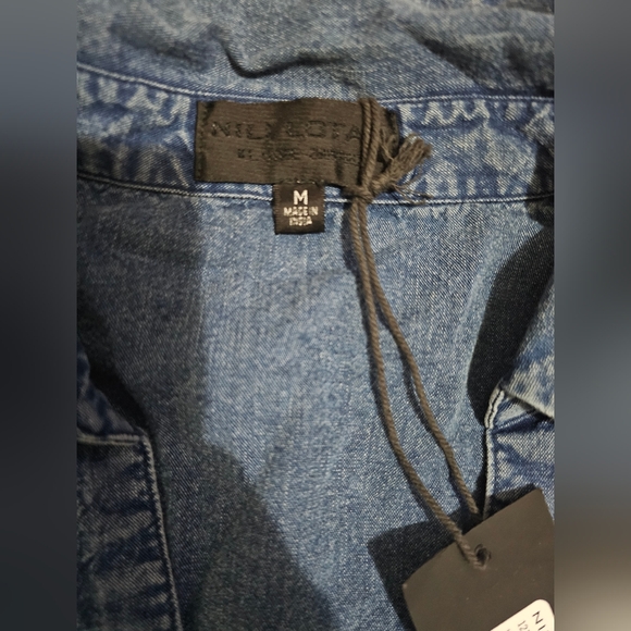 NILI LOTAN PAULETTE CHAMBRAY VINTAGE DENIM BLOUSE - Picture 6 of 8